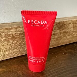 Escada Flor Del Sol Vibrant Red Body Lotion